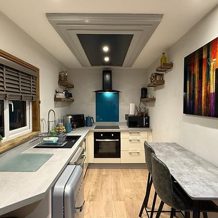 Orchard Retreat Staycation Бостон Экстерьер фото