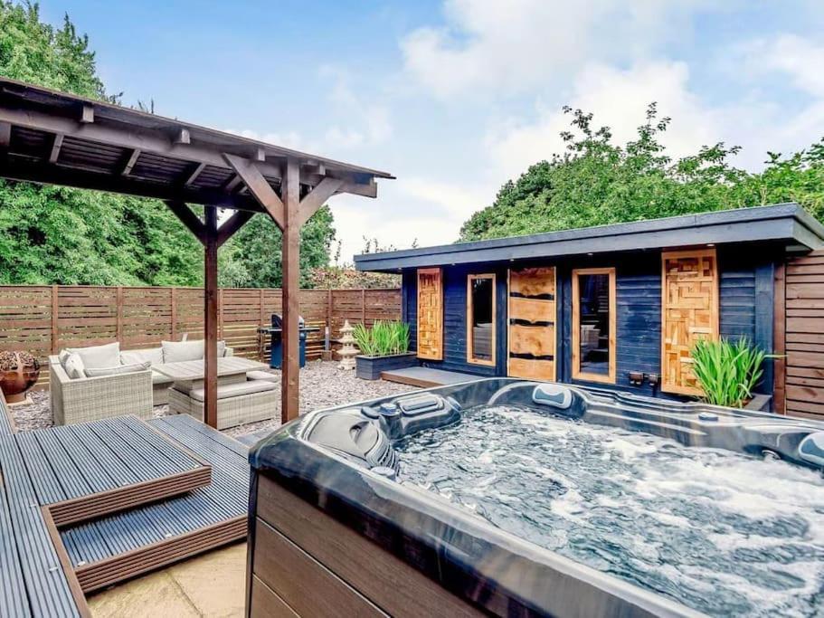 Orchard Retreat Staycation Бостон Экстерьер фото